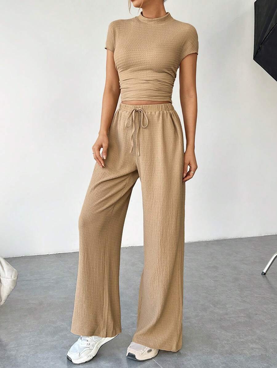 Ensemble Été Uni – Top Court & Pantalon Fluide