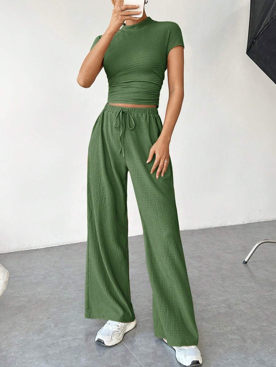 Ensemble Été Uni – Top Court & Pantalon Fluide