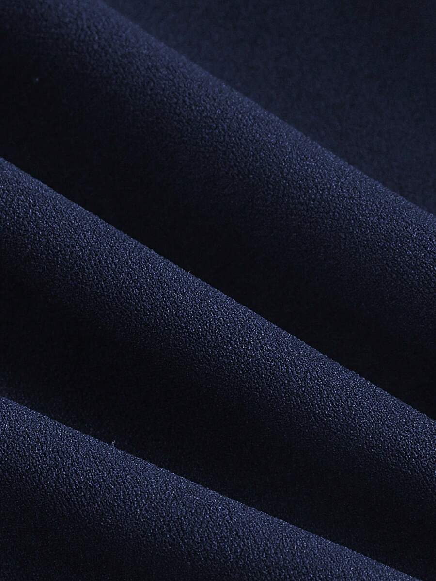 Tailleur Femme Bleu – Veste Boutonnée & Pantalon