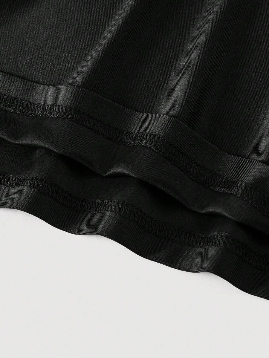 Robe Cami Évasée Unicolore Élégante