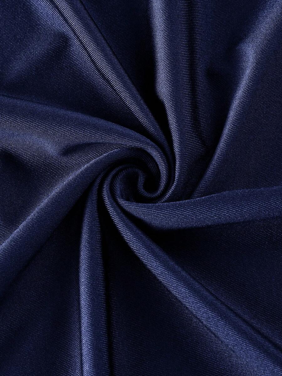 Robe Cami Évasée Unicolore Élégante