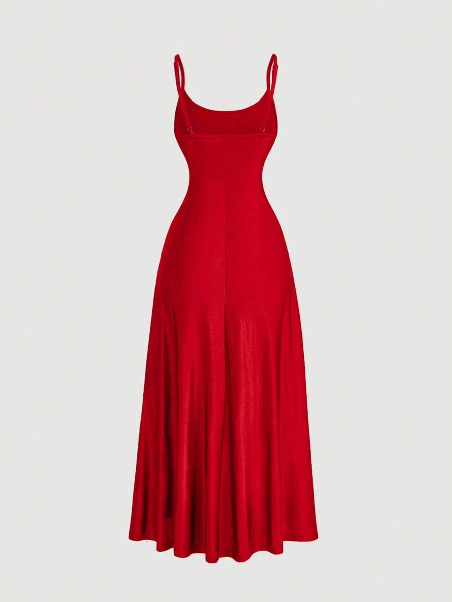 Robe Cami Évasée Unicolore Élégante