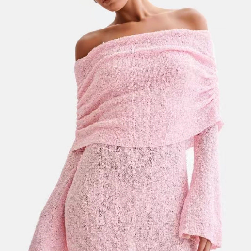 Robe Pull Tricotée à Épaules Dénudées – Élégance Printanière