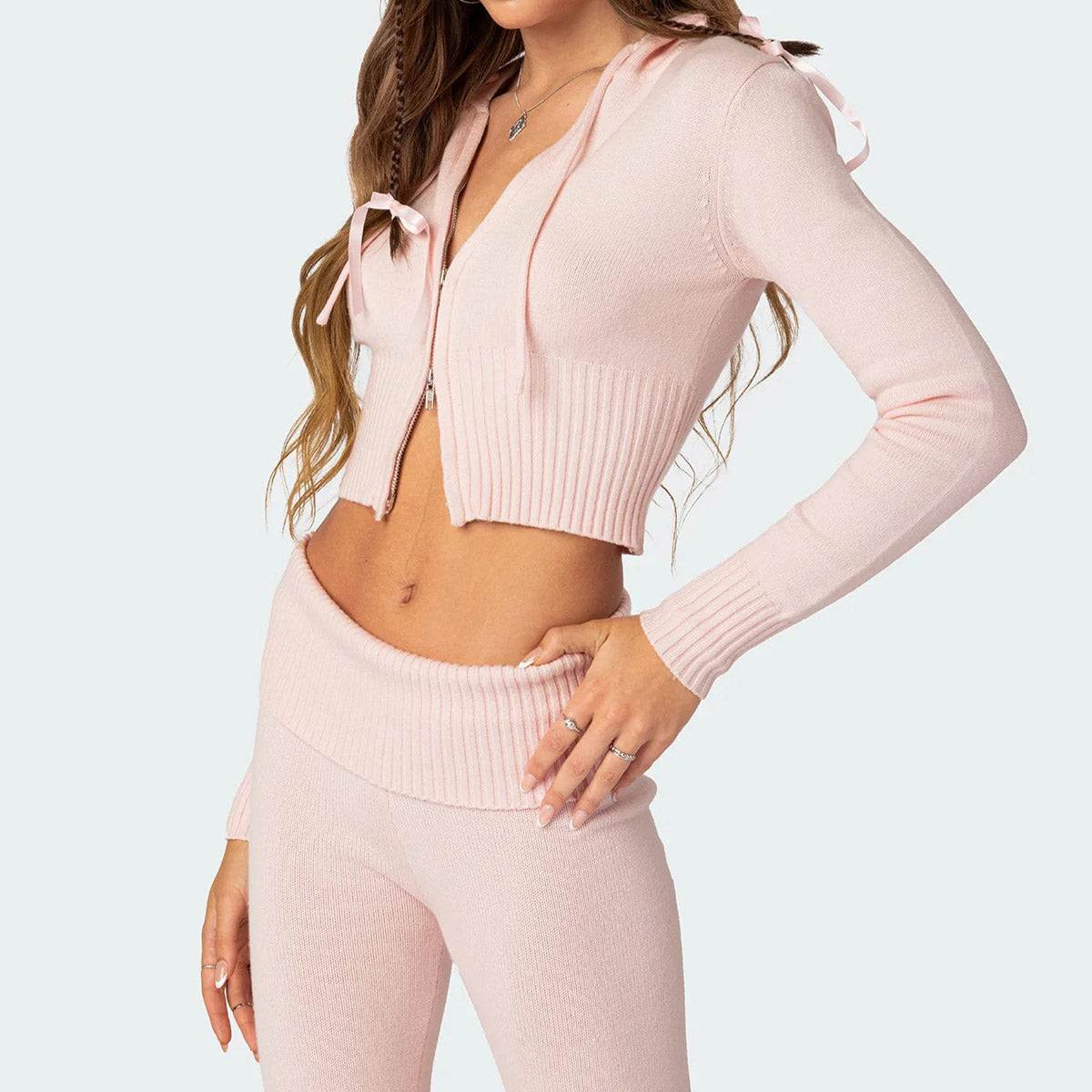 Ensemble Femme Tricoté – Haut Zippé à Capuche & Pantalon Évasé