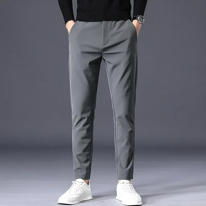 Jogging Léger Homme – Tissu Extensible & Coupe Confortable