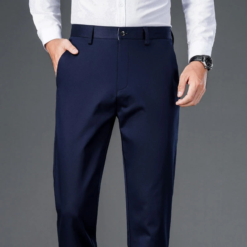 Pantalon Noir Droit Homme – Élégance Décontractée pour Tous les Jours