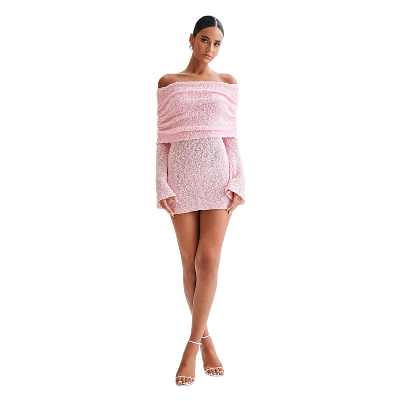 Robe Pull Tricotée à Épaules Dénudées – Élégance Printanière